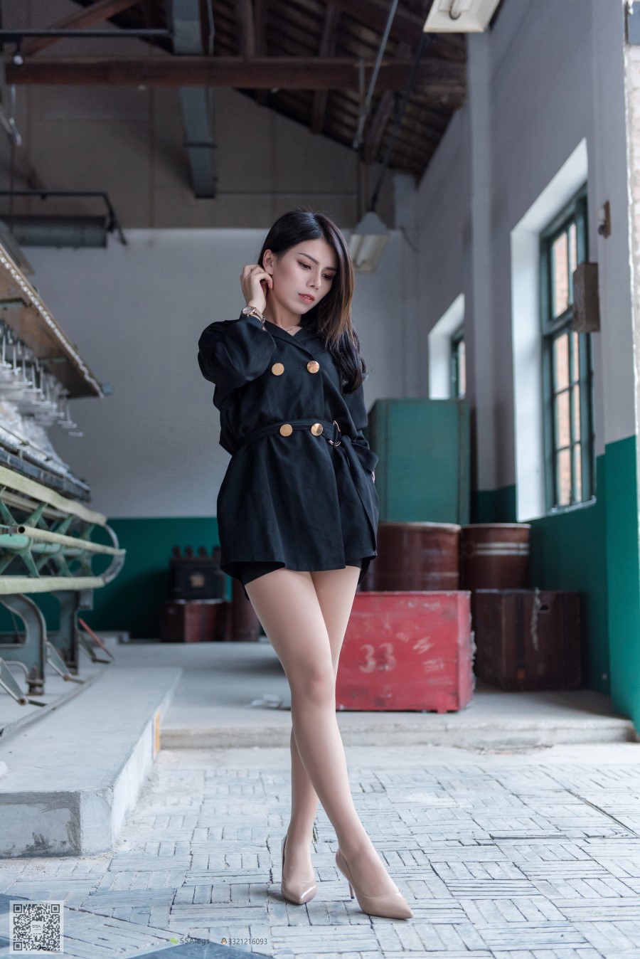 图片[94]-SSA丝社 第024期： 芷沫 高冷混血女王  肉丝街拍 – 速更版-美库