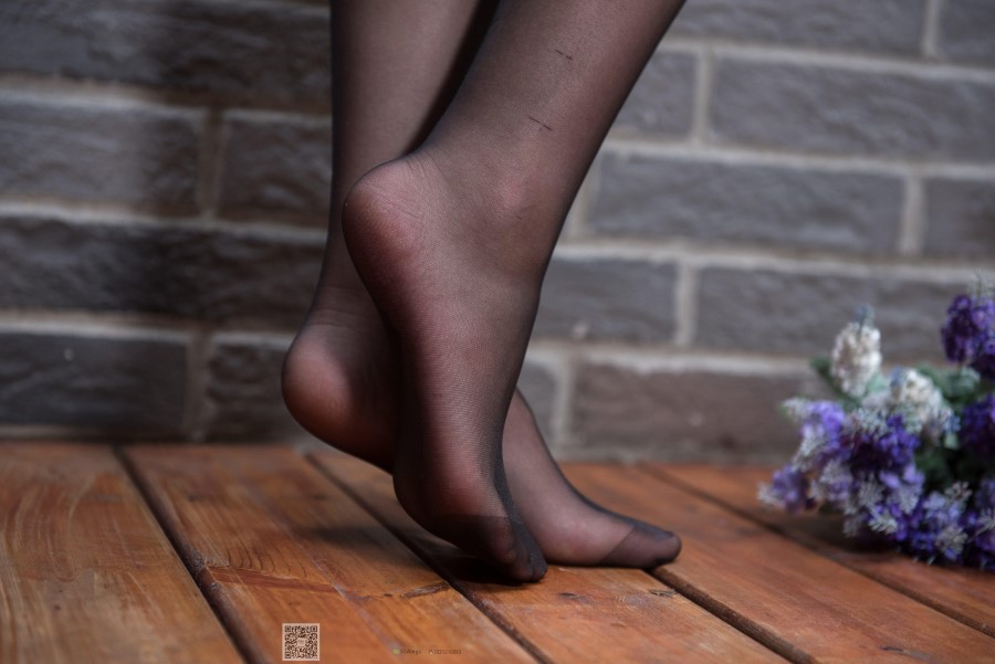 图片[59]-[SSA丝社] NO.032 芷沫-混血美腿芷沫绫黑丝街拍 – 速更版-美库