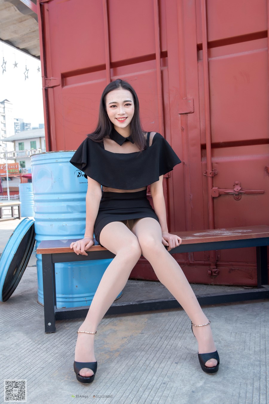 图片[43]-[SSA丝社] NO.042 治愈系笑容高姐小凤文艺街拍 – 速更版-美库