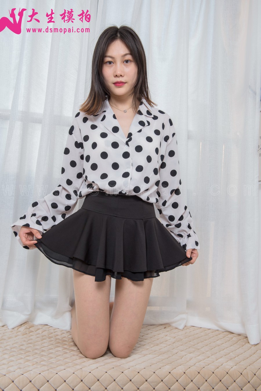 图片[20]-[大生模拍] No.001 玩平板的丝袜脚 在线浏览 – 速更版-美库