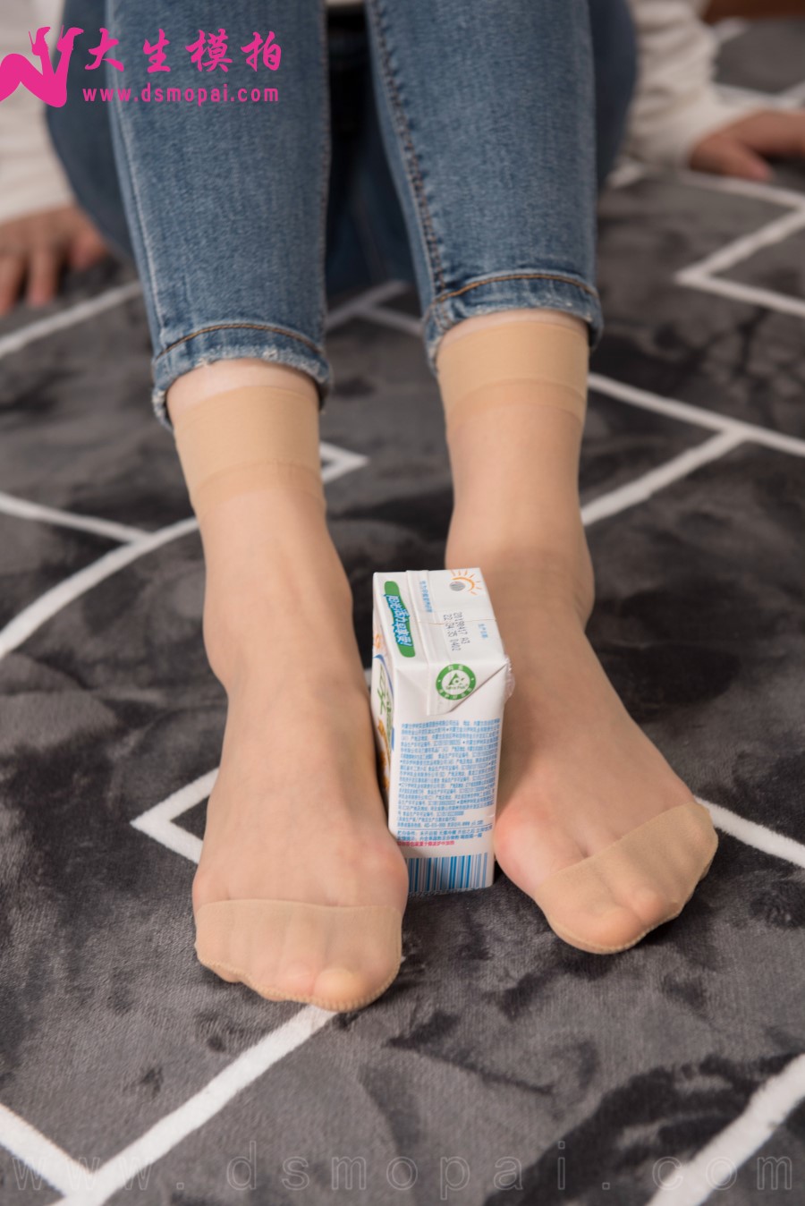 图片[43]-[大生模拍] No.002 敏敏的短丝 在线浏览 – 速更版-美库