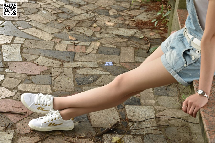 图片[8]-[大生模拍] No.019 瑶瑶-不小心露出了袜根 在线浏览 – 速更版-美库