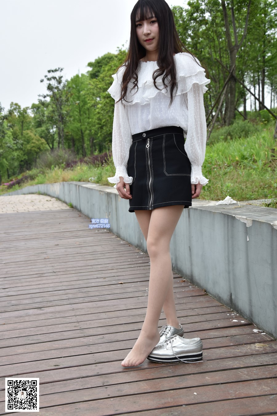 图片[97]-[大生模拍] No.015 琦琦-公园里的短裙肉丝 在线浏览 – 速更版-美库