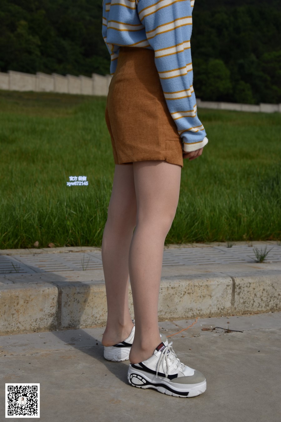 图片[49]-[大生模拍] No.018 欣欣-青青芳草地 悠悠丝袜情 在线浏览 – 速更版-美库