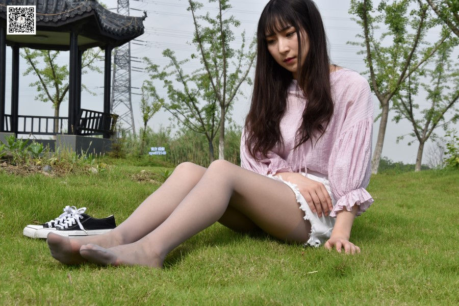图片[9]-[大生模拍] No.020 琦琦-天气好晾晾丝袜脚 在线浏览 – 速更版-美库