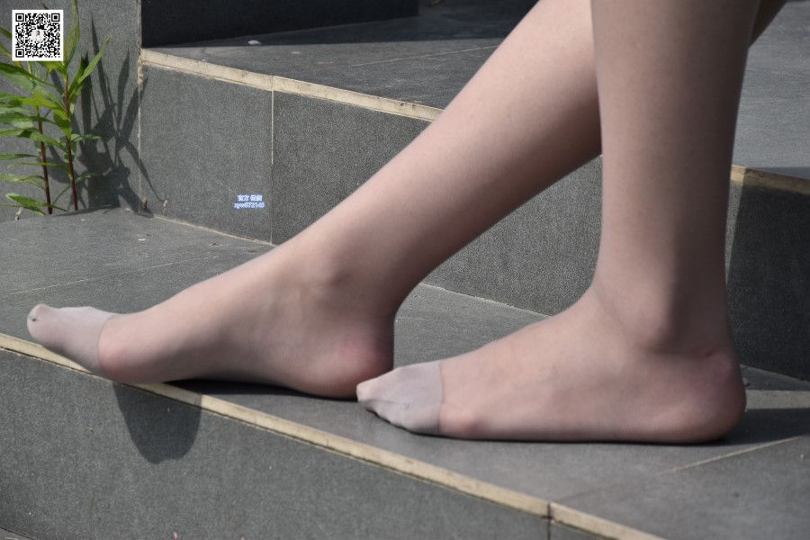 图片[41]-[大生模拍] No.020 琦琦-天气好晾晾丝袜脚 在线浏览 – 速更版-美库