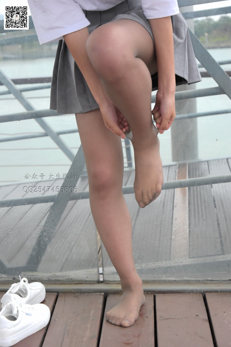 图片[33]-[大生模拍] No.044 云云-雨中漫步 在线浏览 – 速更版-美库