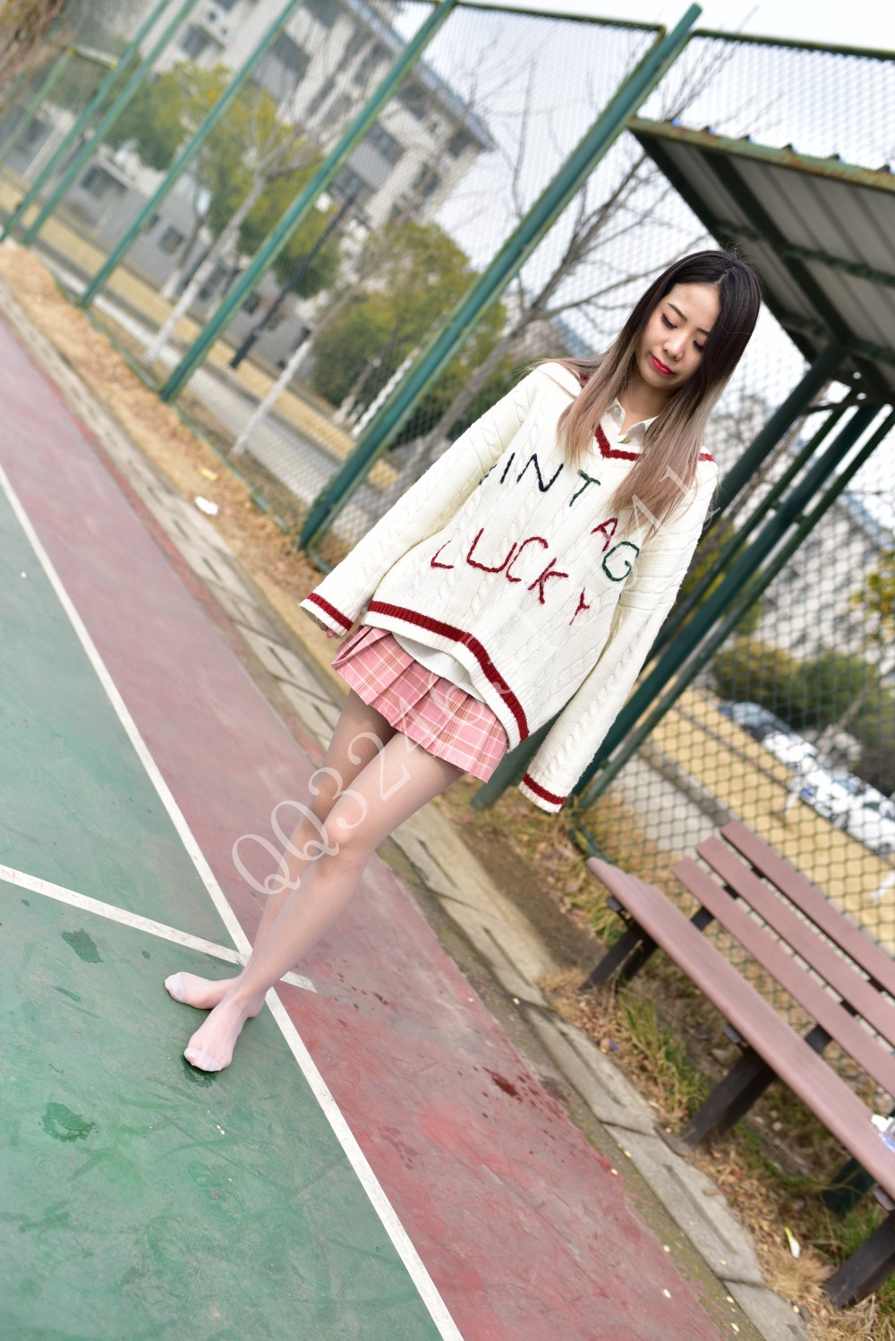 图片[27]-[大生模拍] No.051 灰丝学妹 在线浏览 – 速更版-美库