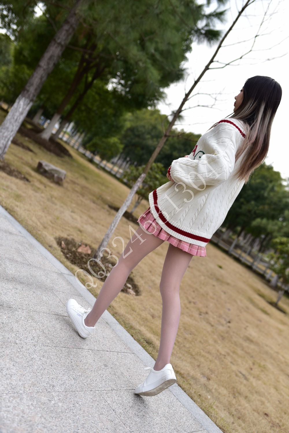 图片[51]-[大生模拍] No.051 灰丝学妹 在线浏览 – 速更版-美库