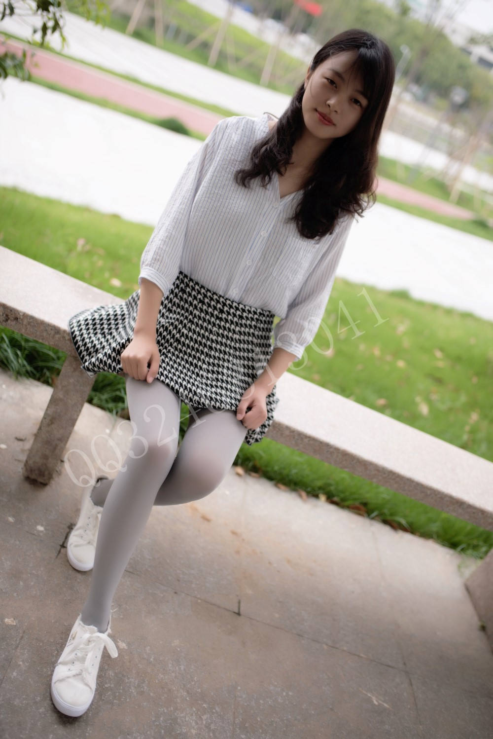 图片[9]-[大生模拍] No.059 晶晶-第一次尝试厚灰丝 在线浏览 – 速更版-美库