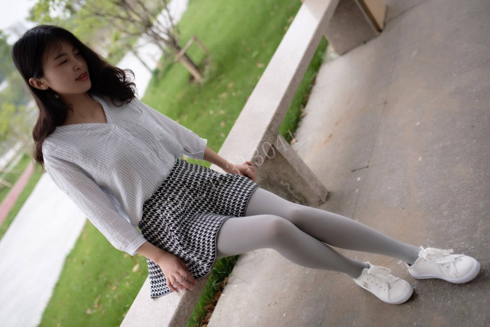 图片[13]-[大生模拍] No.059 晶晶-第一次尝试厚灰丝 在线浏览 – 速更版-美库