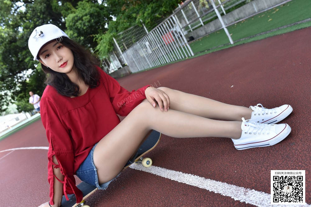 图片[10]-[大生模拍] No.078 悦悦-穿着丝袜玩滑板 在线浏览 – 速更版-美库