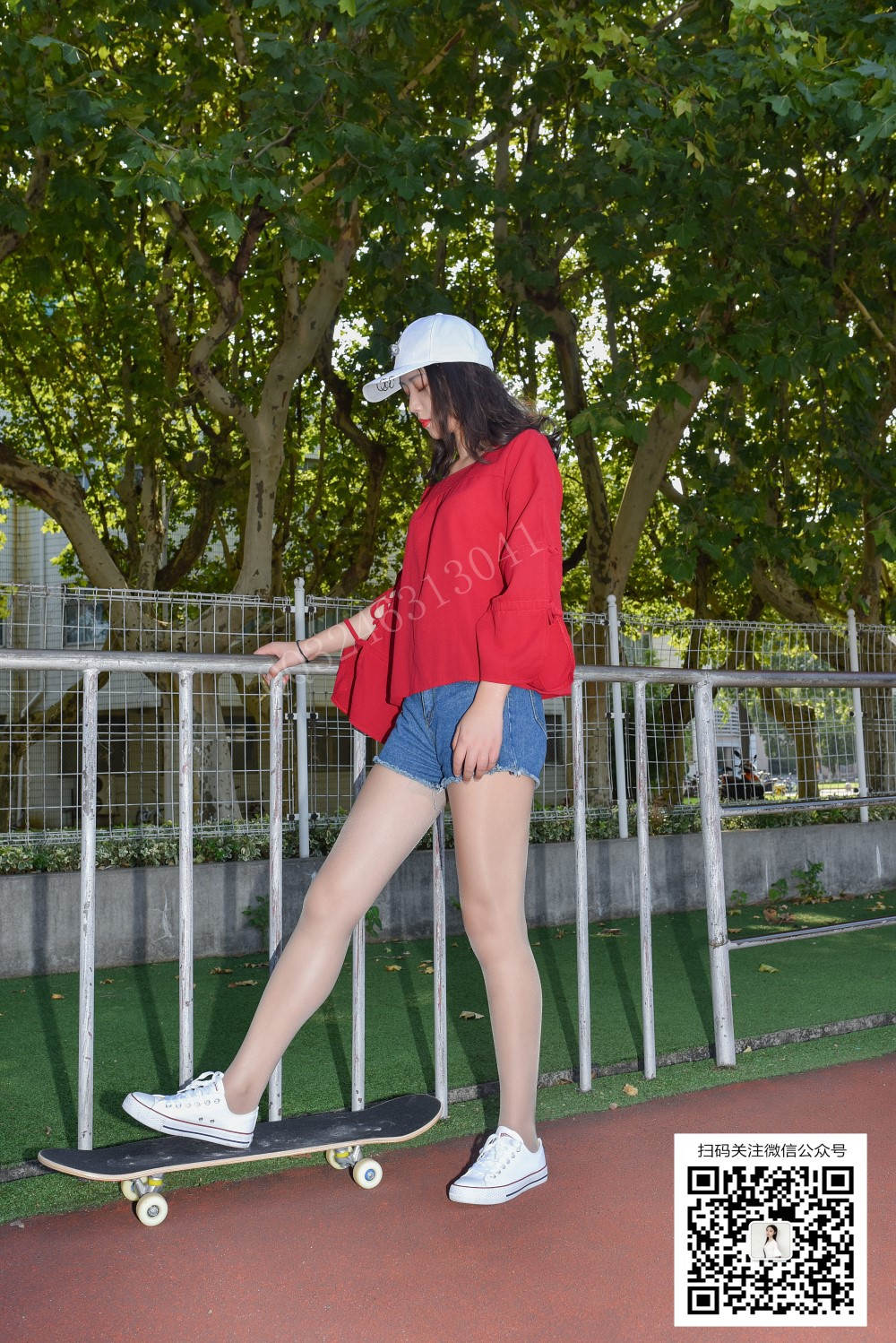 图片[18]-[大生模拍] No.078 悦悦-穿着丝袜玩滑板 在线浏览 – 速更版-美库