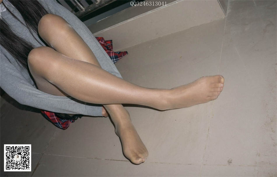 图片[35]-[大生模拍] No.099 轩轩 夜色中的亮丝丝（完整版） 在线浏览 – 速更版-美库