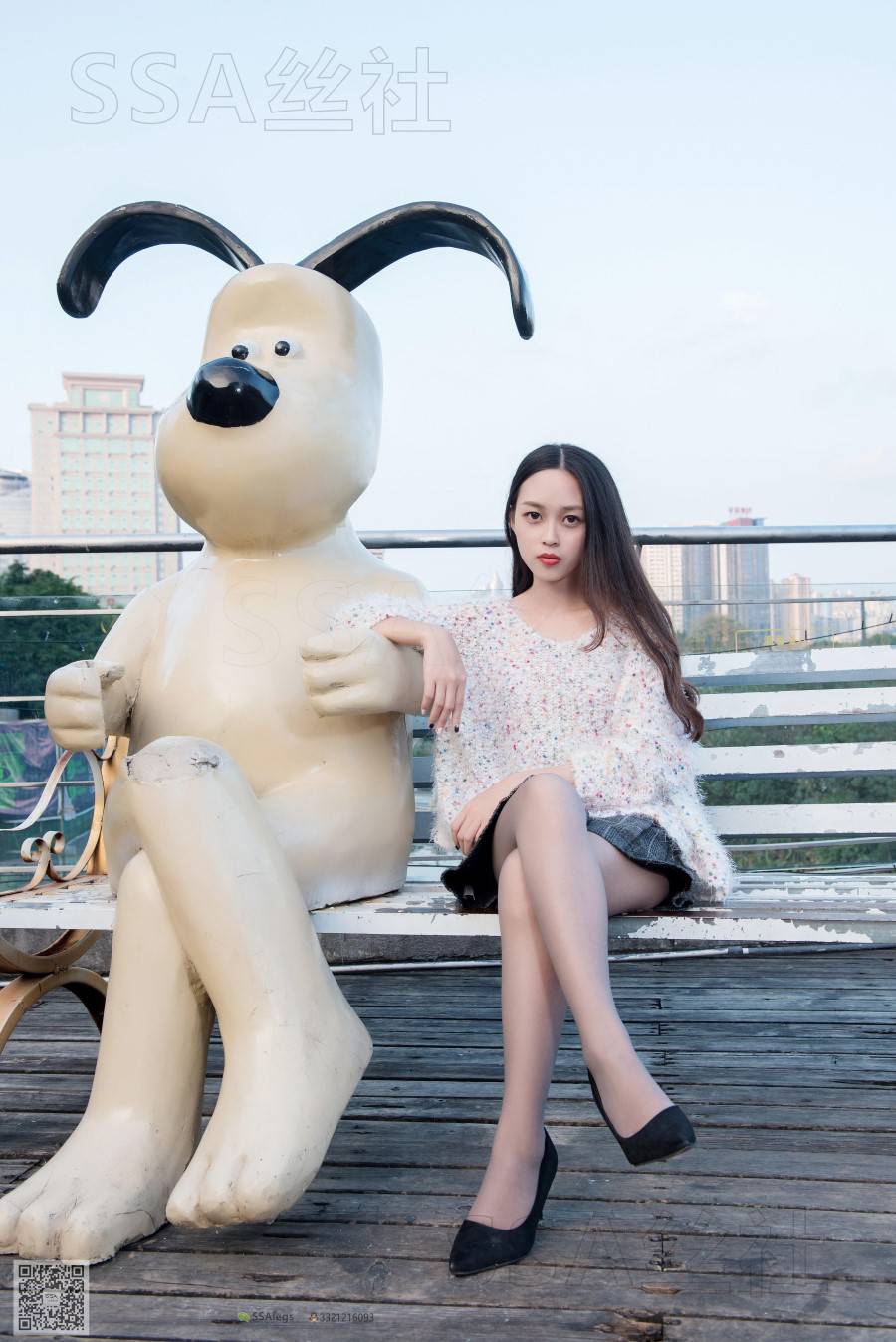 图片[95]-[SSA丝社] NO.062 西西-美丽冻人西西街拍灰丝 在线浏览 – 速更版-美库