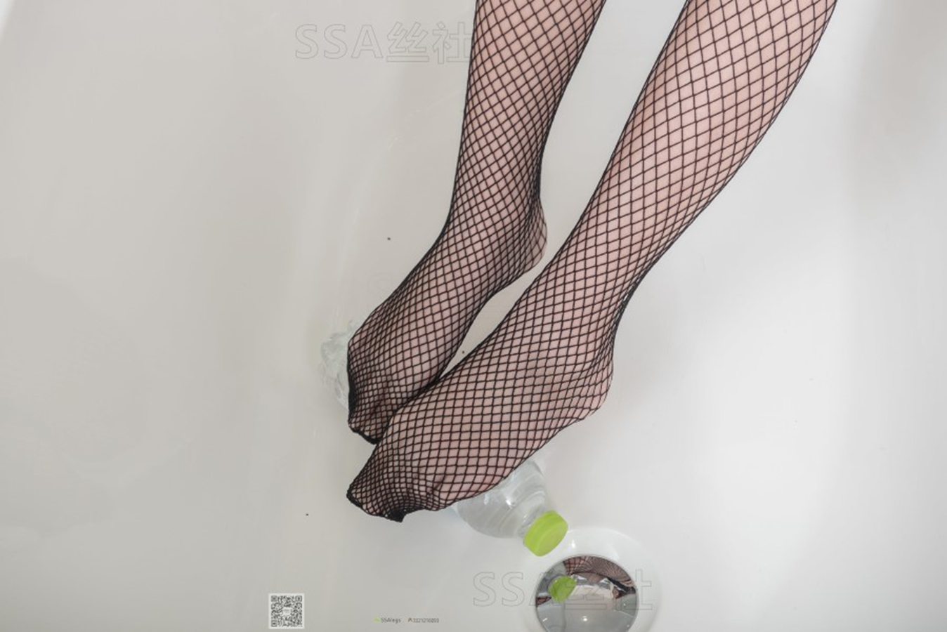 图片[73]-[SSA丝社] NO.066 西西 玩物丧志网袜女制服的浴室迷情 在线浏览 – 速更版-美库