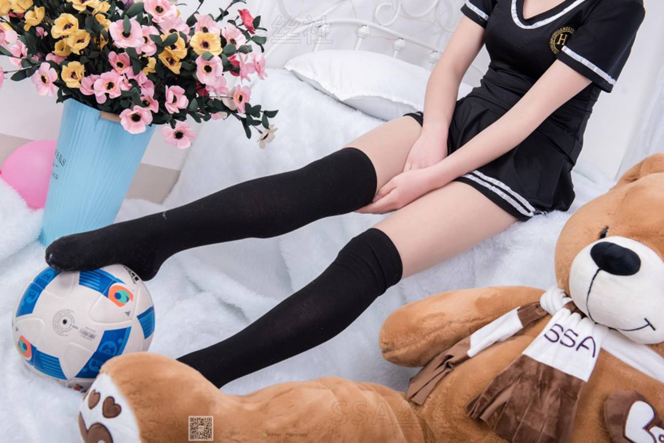 图片[7]-[SSA丝社] NO.078 云云 足球宝贝黑丝+肉丝的Y惑裸足 在线浏览 – 速更版-美库