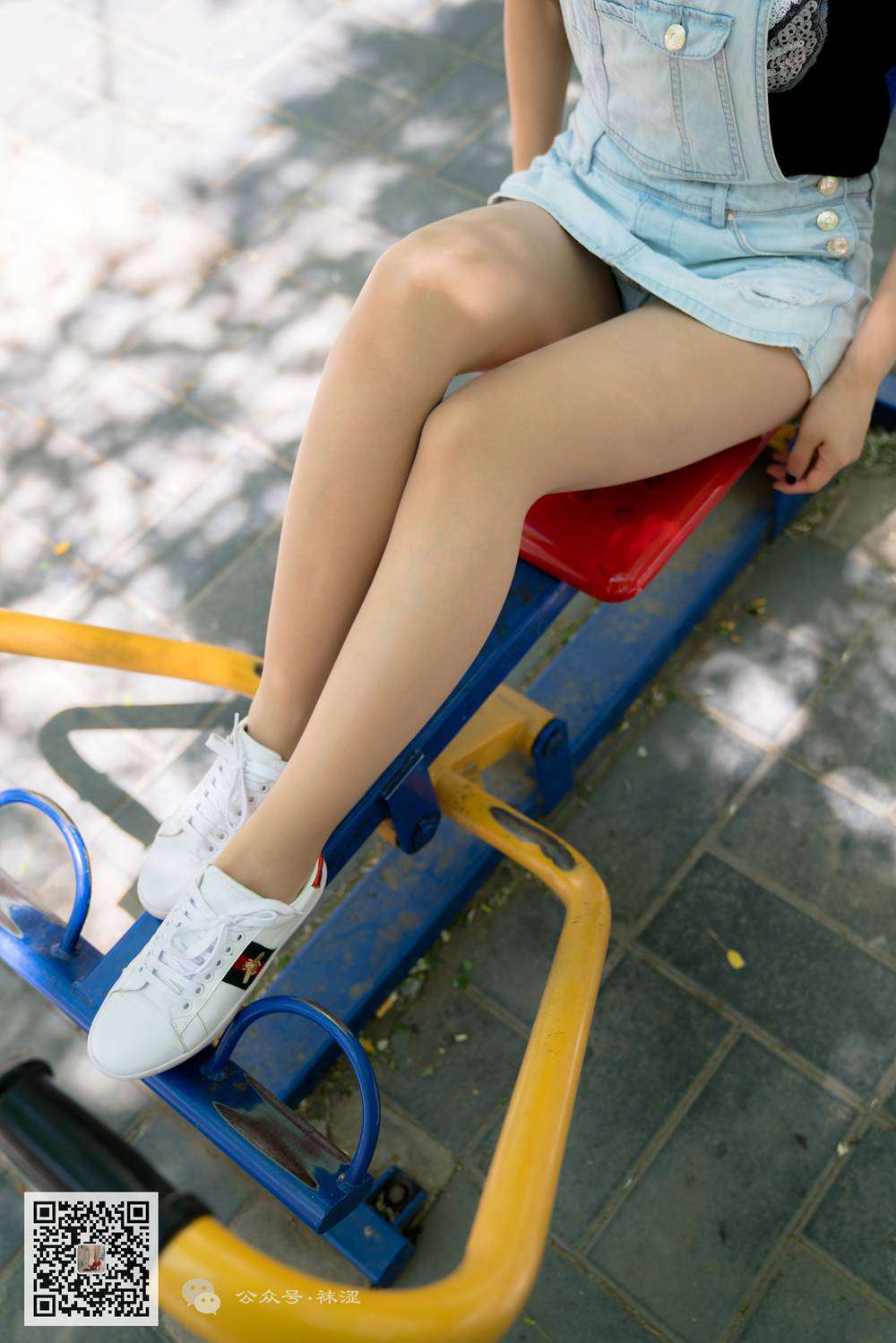 图片[33]-[袜涩写真] VOL.001 老北京胡洞里的一双鞋 在线浏览 – 速更版-美库