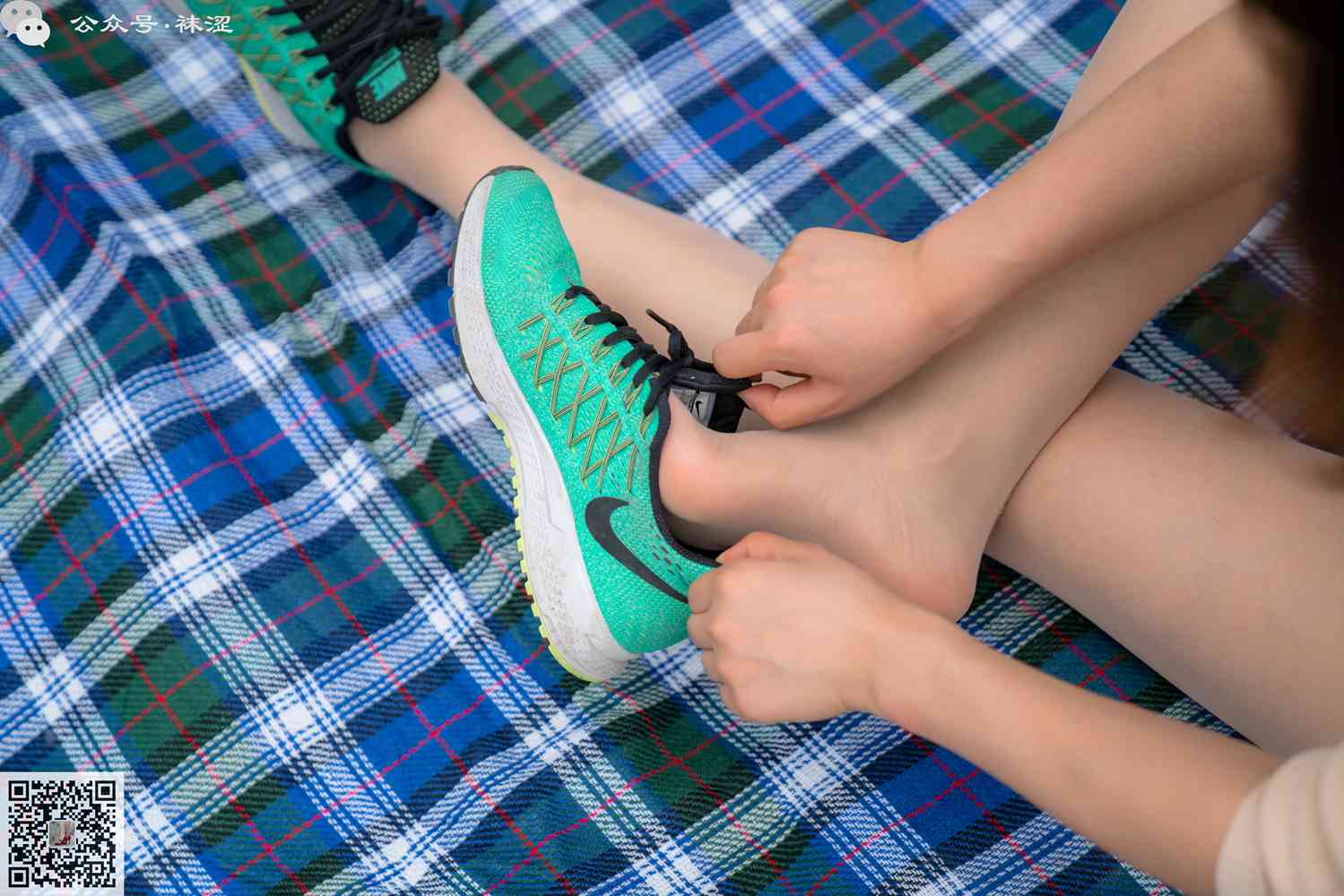 图片[22]-[袜涩写真] VOL.002 晶晶-健身教练的第一双高跟鞋 在线浏览 – 速更版-美库