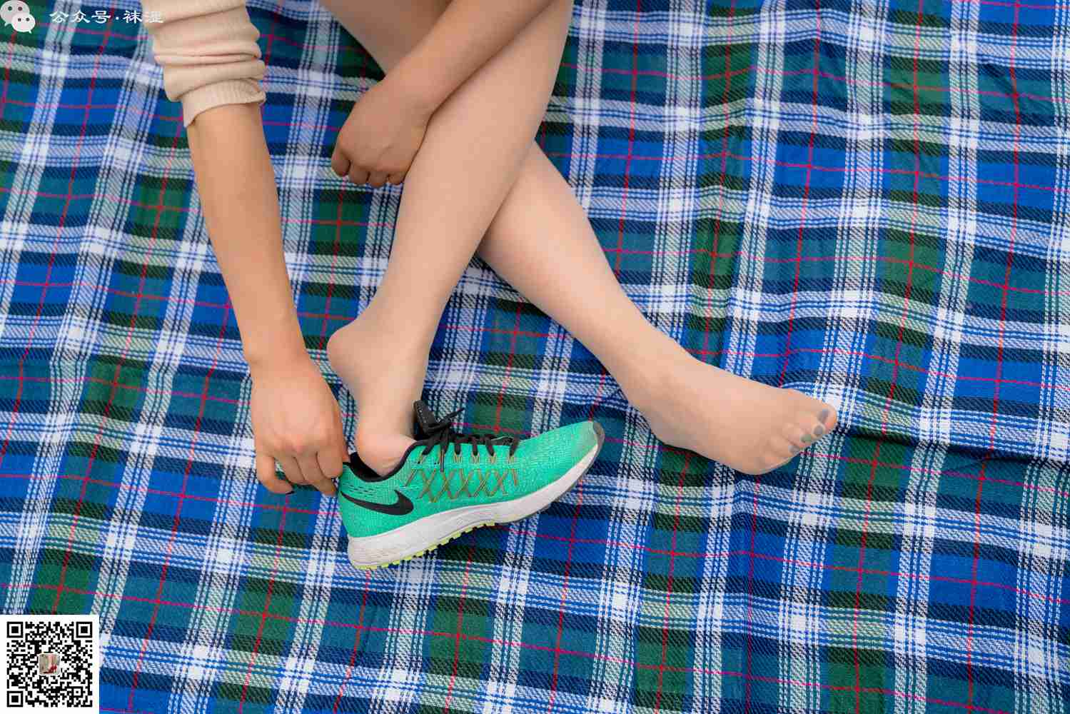 图片[28]-[袜涩写真] VOL.002 晶晶-健身教练的第一双高跟鞋 在线浏览 – 速更版-美库