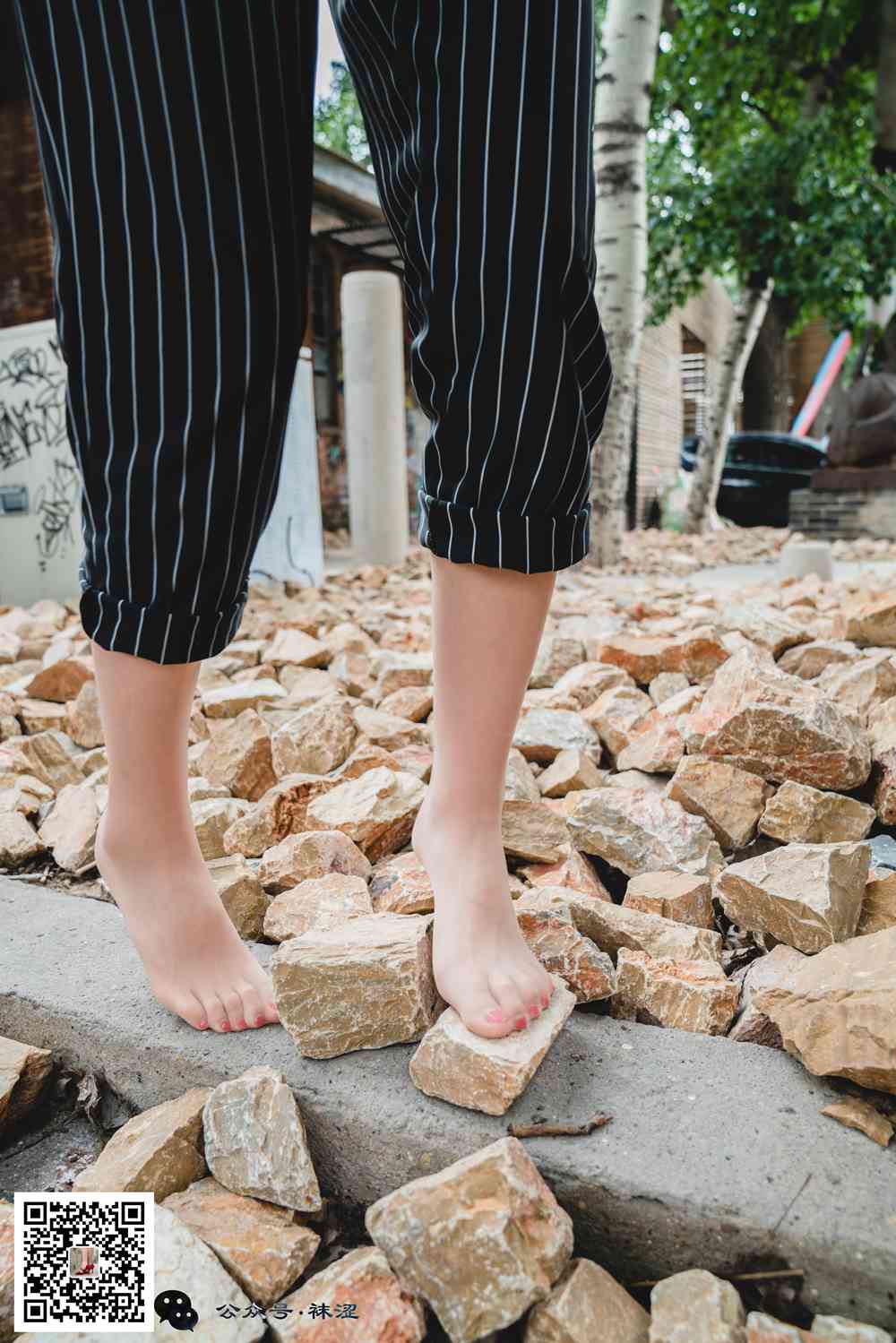 图片[9]-[袜涩写真] VOL.009 裤内有丝袜，纵享新丝滑 在线浏览 – 速更版-美库