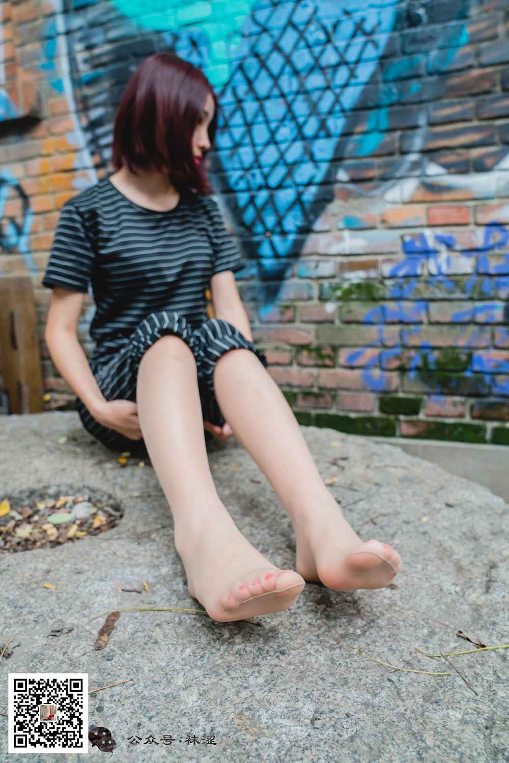 图片[13]-[袜涩写真] VOL.009 裤内有丝袜，纵享新丝滑 在线浏览 – 速更版-美库