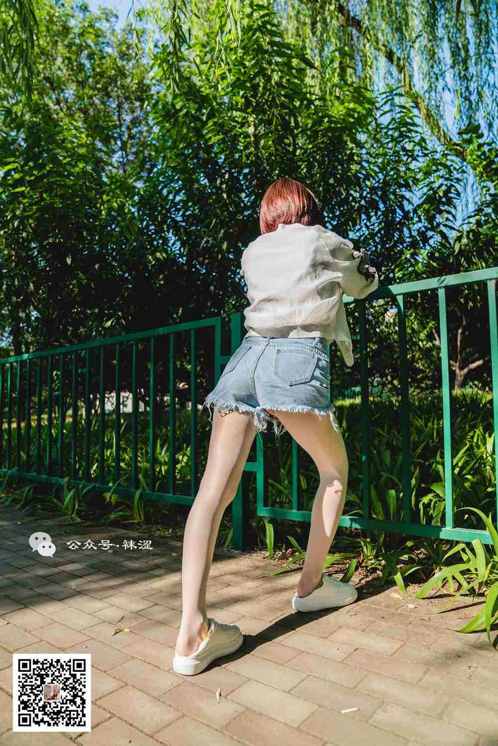 图片[14]-[袜涩写真] VOL.010 当穿白丝的妹子遇到大叔 在线浏览 – 速更版-美库