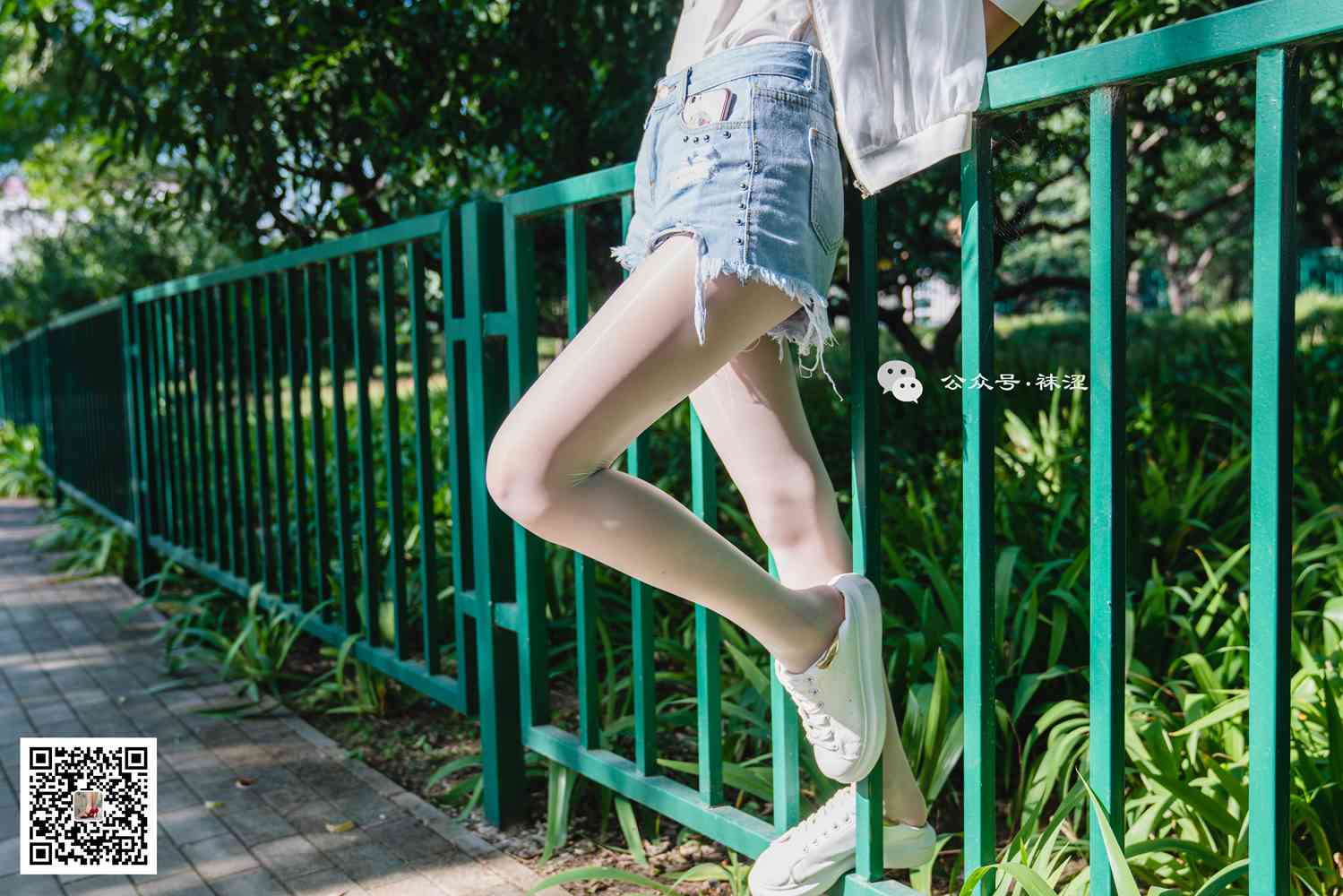 图片[16]-[袜涩写真] VOL.010 当穿白丝的妹子遇到大叔 在线浏览 – 速更版-美库