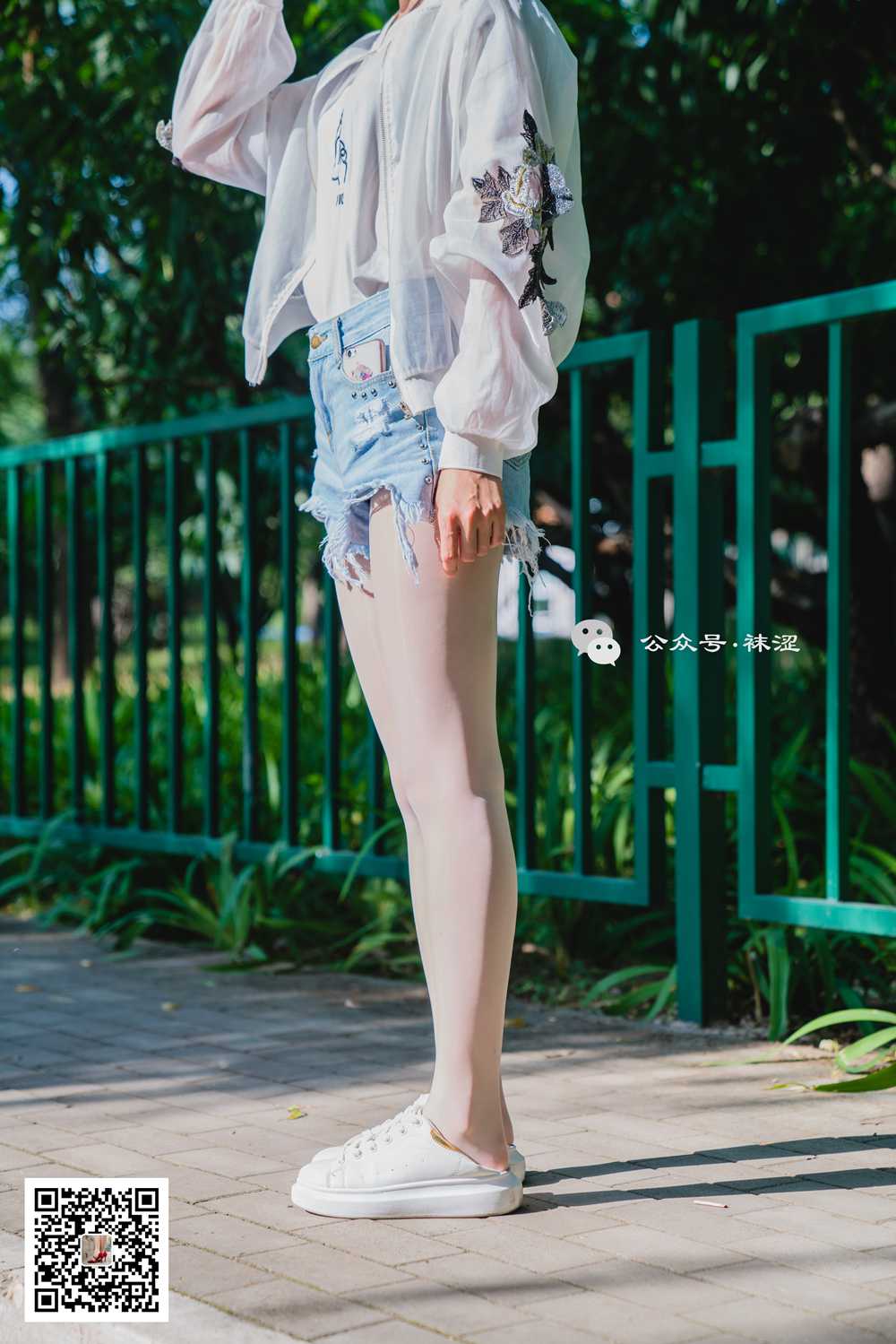 图片[21]-[袜涩写真] VOL.010 当穿白丝的妹子遇到大叔 在线浏览 – 速更版-美库