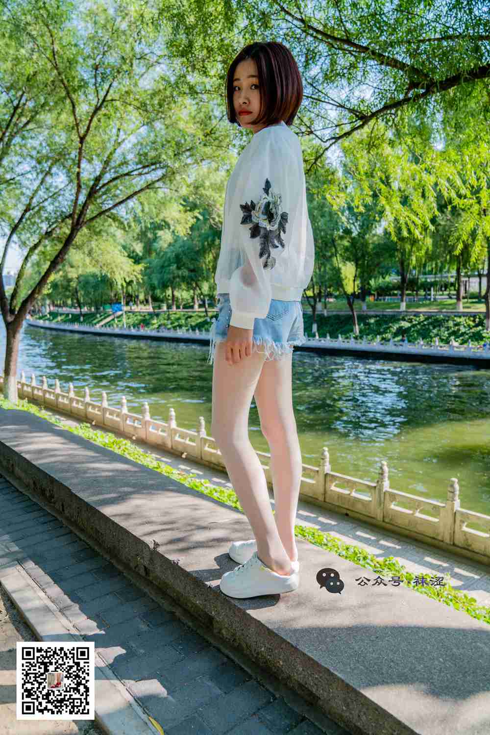 图片[23]-[袜涩写真] VOL.010 当穿白丝的妹子遇到大叔 在线浏览 – 速更版-美库