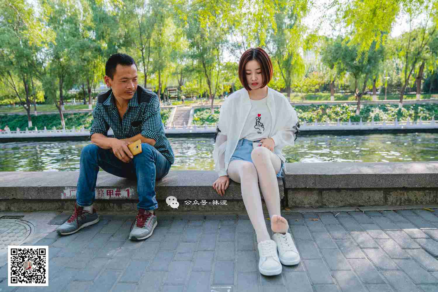 图片[25]-[袜涩写真] VOL.010 当穿白丝的妹子遇到大叔 在线浏览 – 速更版-美库