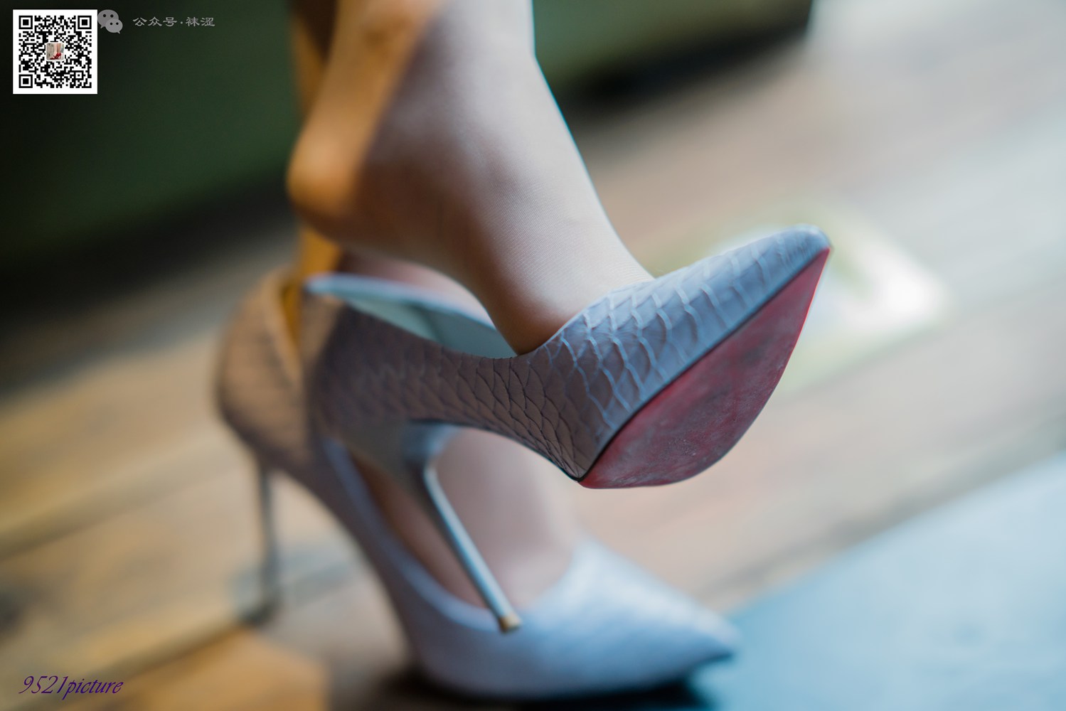 图片[8]-[袜涩写真] VOL.014 新模瑞拉咖啡店 在线浏览 – 速更版-美库