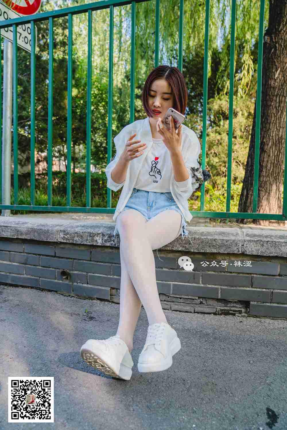 图片[34]-[袜涩写真] VOL.010 当穿白丝的妹子遇到大叔 在线浏览 – 速更版-美库