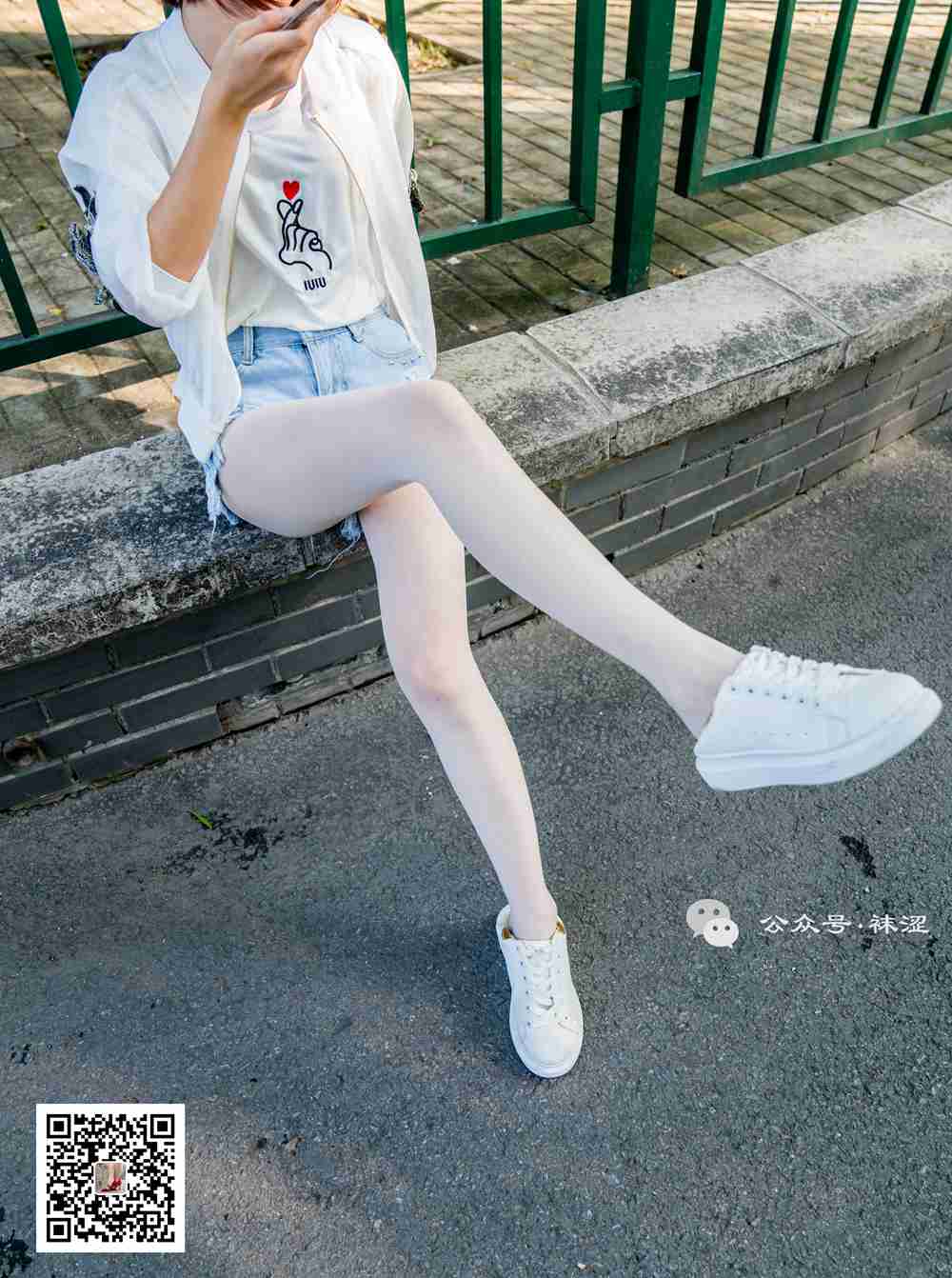 图片[36]-[袜涩写真] VOL.010 当穿白丝的妹子遇到大叔 在线浏览 – 速更版-美库