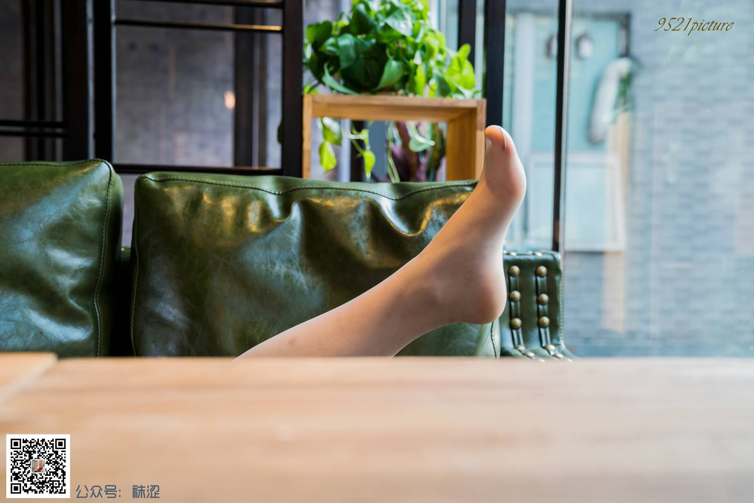 图片[29]-[袜涩写真] VOL.014 新模瑞拉咖啡店 在线浏览 – 速更版-美库