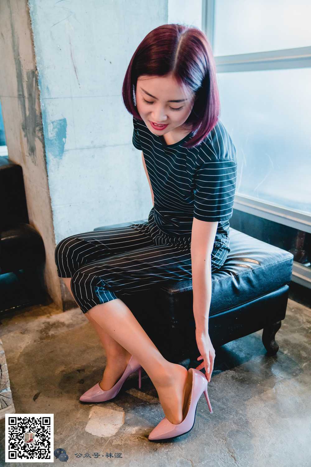 图片[54]-[袜涩写真] VOL.009 裤内有丝袜，纵享新丝滑 在线浏览 – 速更版-美库