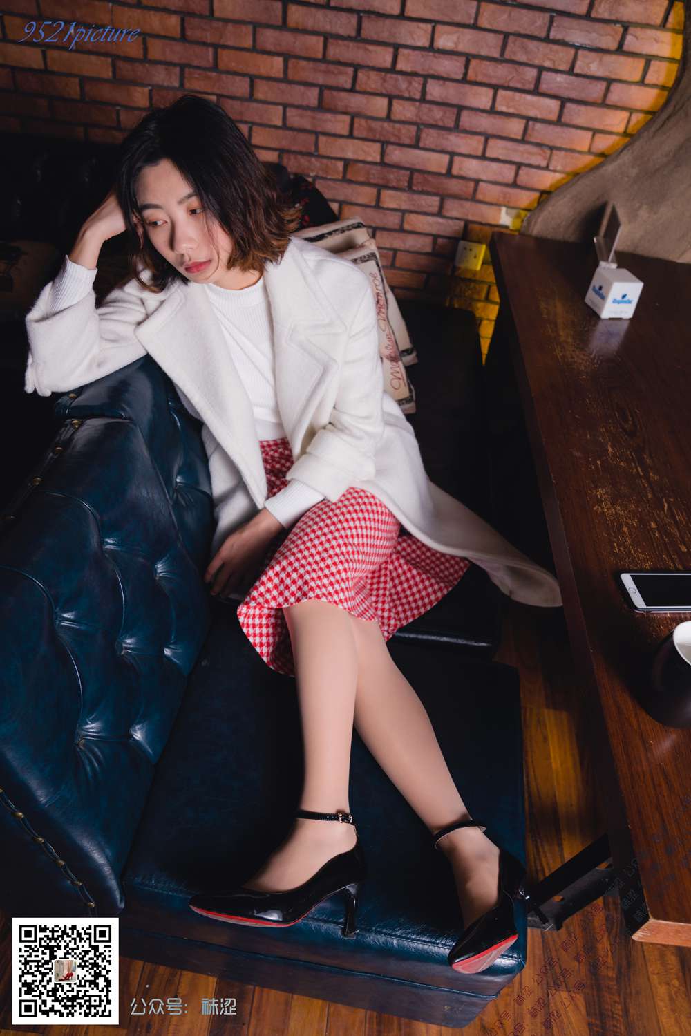 图片[12]-[袜涩写真] VOL.024 雪梨复古套装天鹅绒丝袜 在线浏览 – 速更版-美库