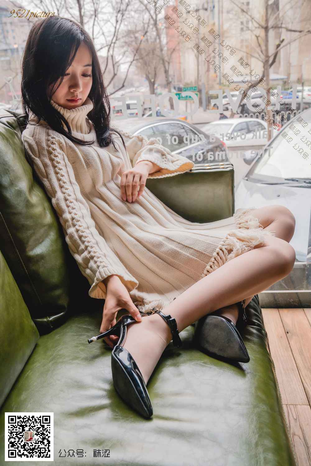 图片[17]-[袜涩写真] VOL.023 莎莎的温柔毛衣与肤色丝袜 在线浏览 – 速更版-美库