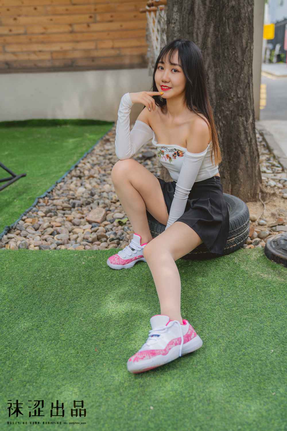 图片[10]-[袜涩写真] VOL.028 脸脸 百褶裙乔11粉蛇 在线浏览 – 速更版-美库