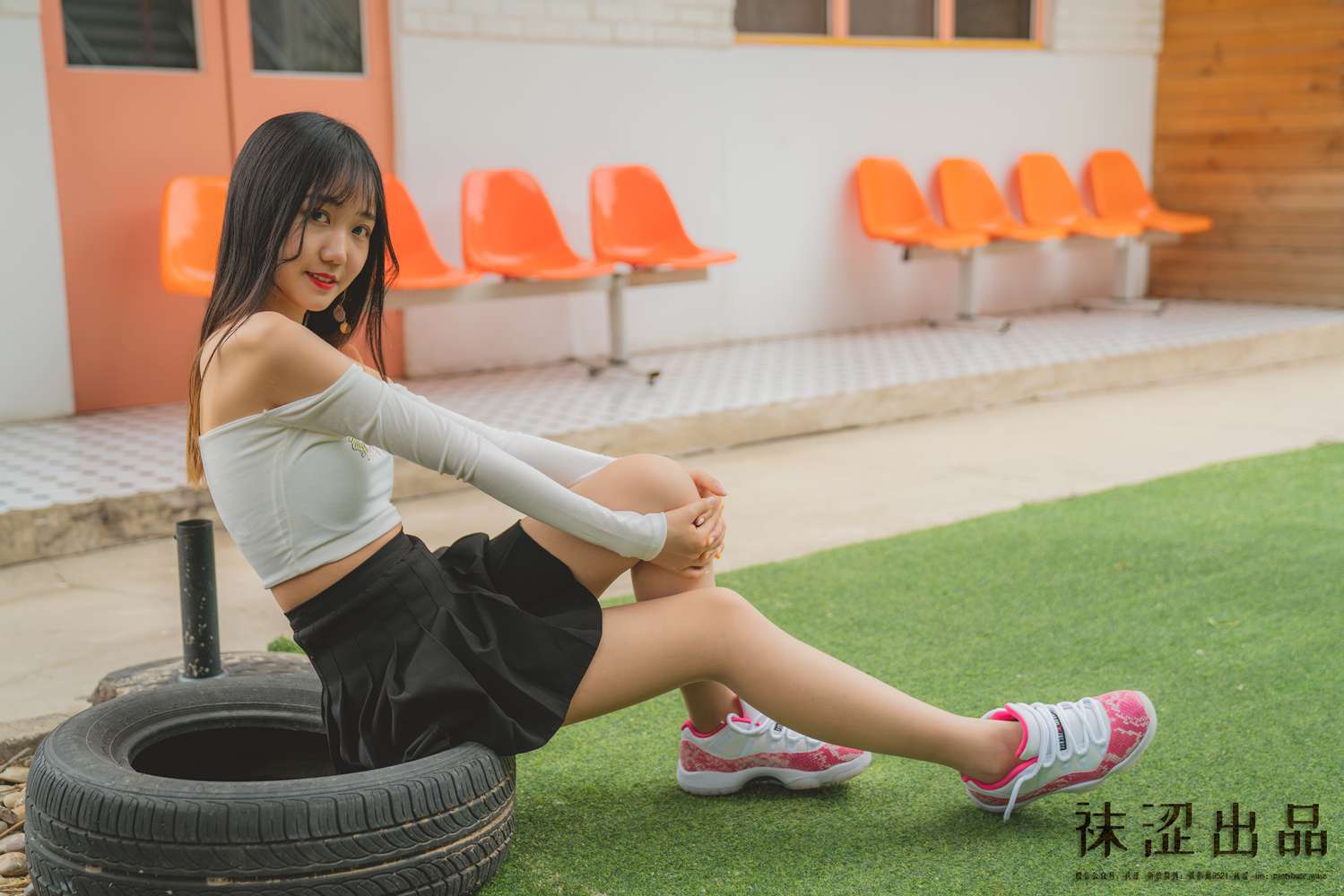 图片[12]-[袜涩写真] VOL.028 脸脸 百褶裙乔11粉蛇 在线浏览 – 速更版-美库