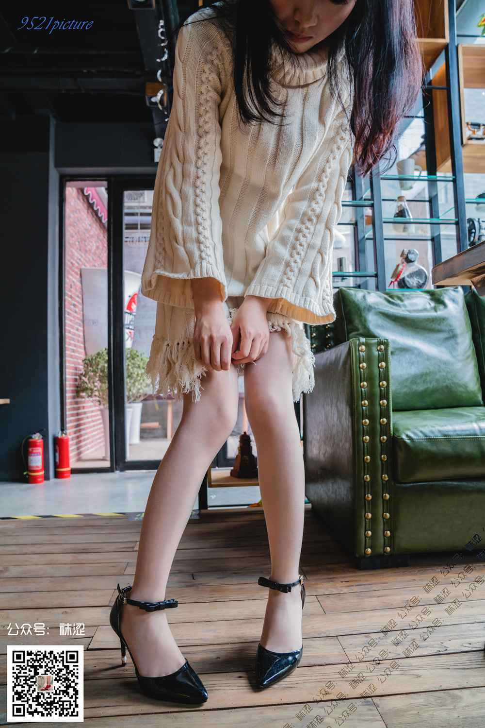 图片[36]-[袜涩写真] VOL.023 莎莎的温柔毛衣与肤色丝袜 在线浏览 – 速更版-美库