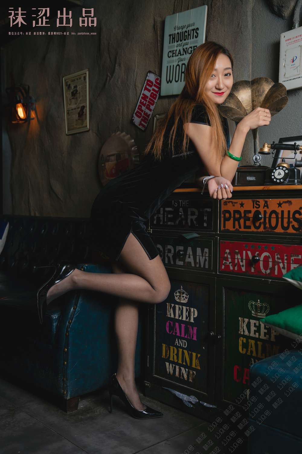 图片[26]-[袜涩写真] VOL.029 刘哈哈黑丝小旗袍 在线浏览 – 速更版-美库