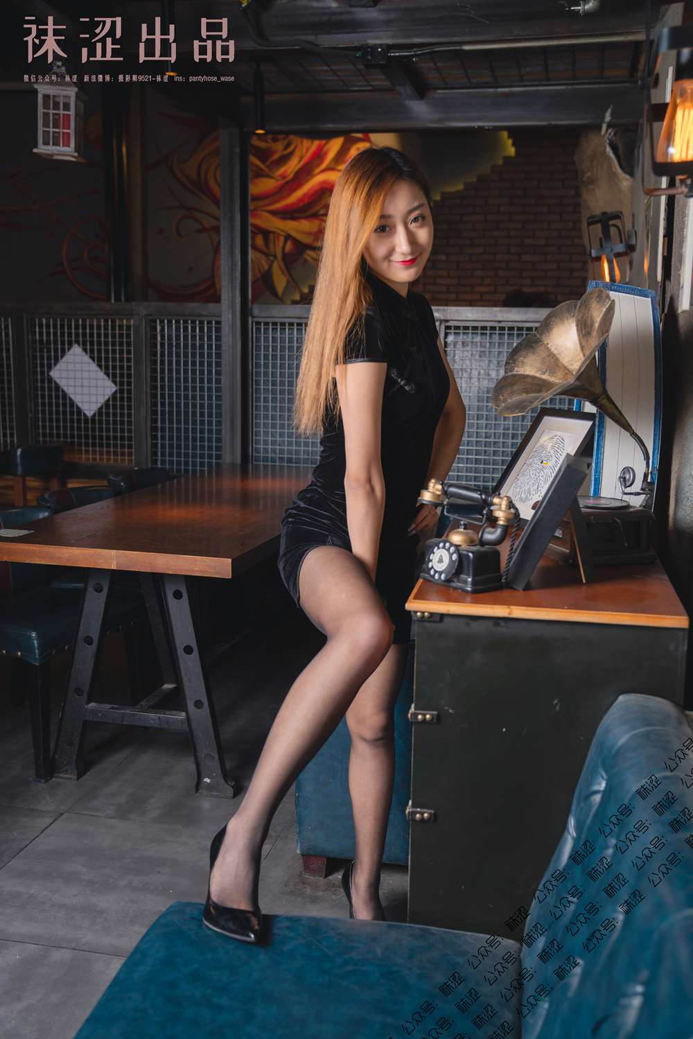 图片[27]-[袜涩写真] VOL.029 刘哈哈黑丝小旗袍 在线浏览 – 速更版-美库