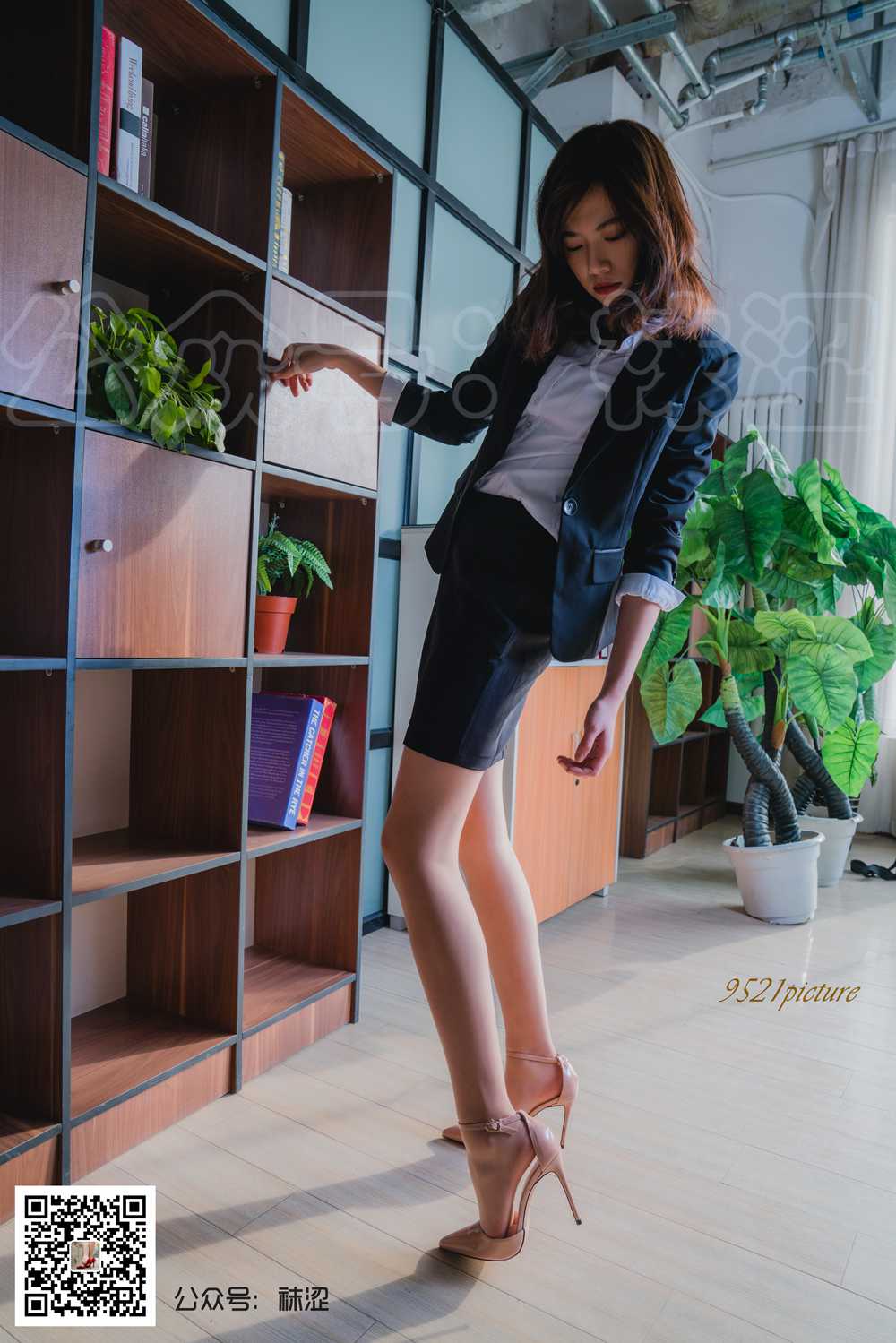 图片[62]-[袜涩写真] VOL.019 乐乐腿神职业装 在线浏览 – 速更版-美库