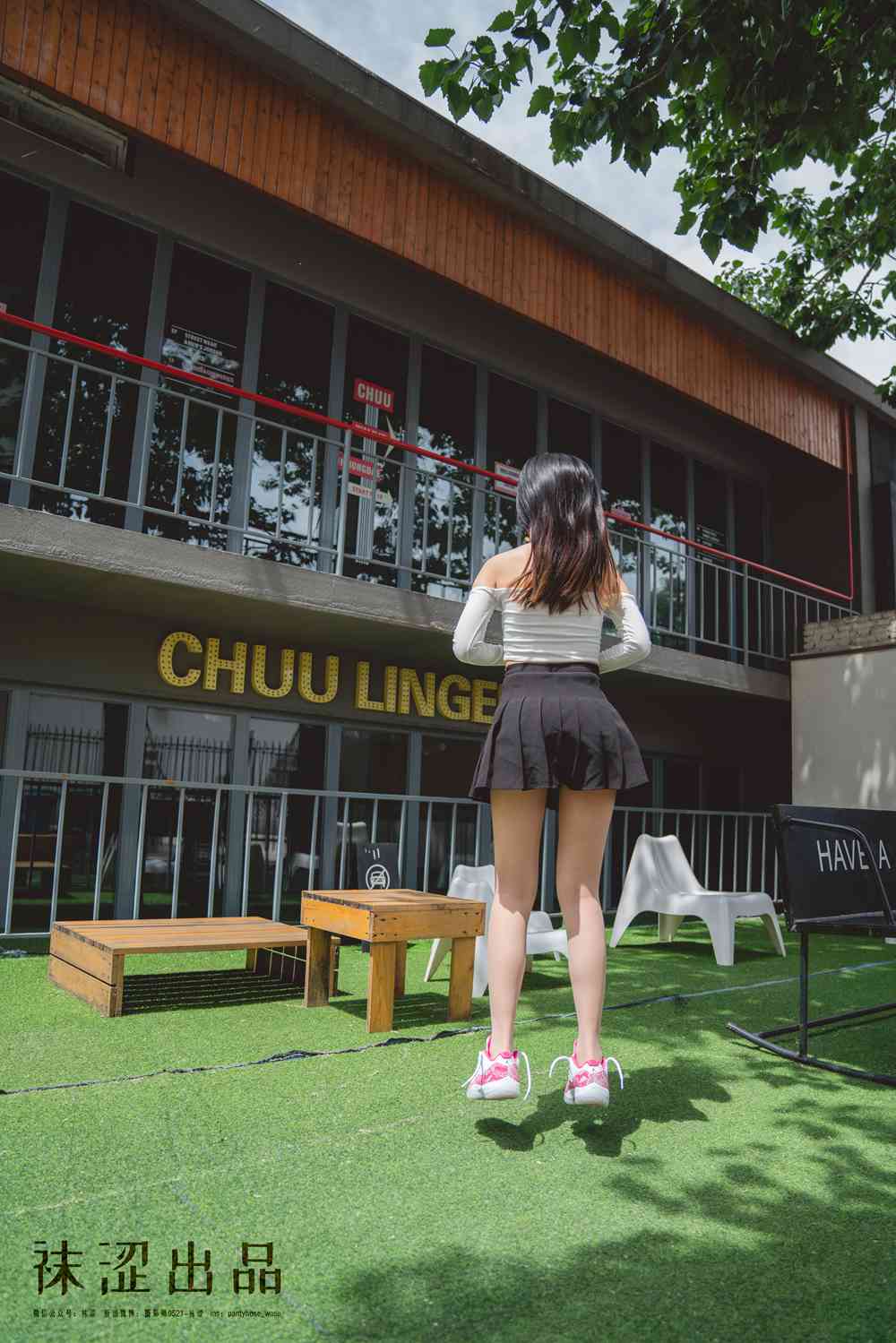 图片[34]-[袜涩写真] VOL.028 脸脸 百褶裙乔11粉蛇 在线浏览 – 速更版-美库