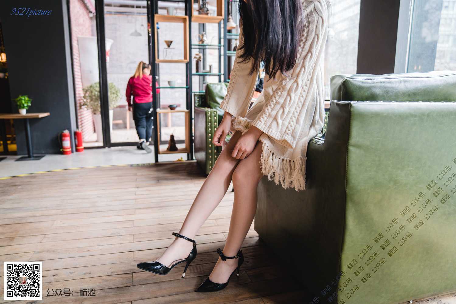 图片[53]-[袜涩写真] VOL.023 莎莎的温柔毛衣与肤色丝袜 在线浏览 – 速更版-美库