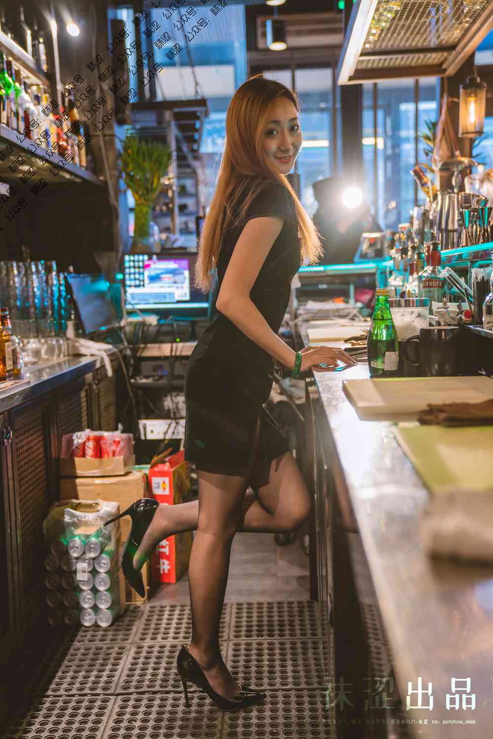 图片[37]-[袜涩写真] VOL.029 刘哈哈黑丝小旗袍 在线浏览 – 速更版-美库