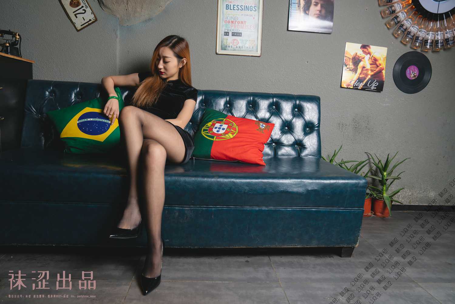 图片[49]-[袜涩写真] VOL.029 刘哈哈黑丝小旗袍 在线浏览 – 速更版-美库