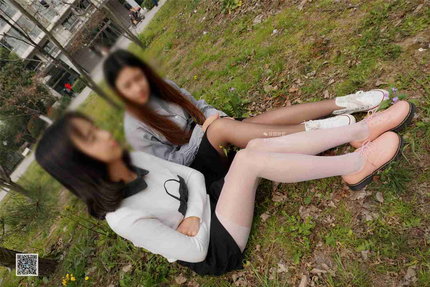 图片[12]-[妖精视觉] NO.023 萱&舒 闺蜜的软谈丽语 在线浏览 – 速更版-美库