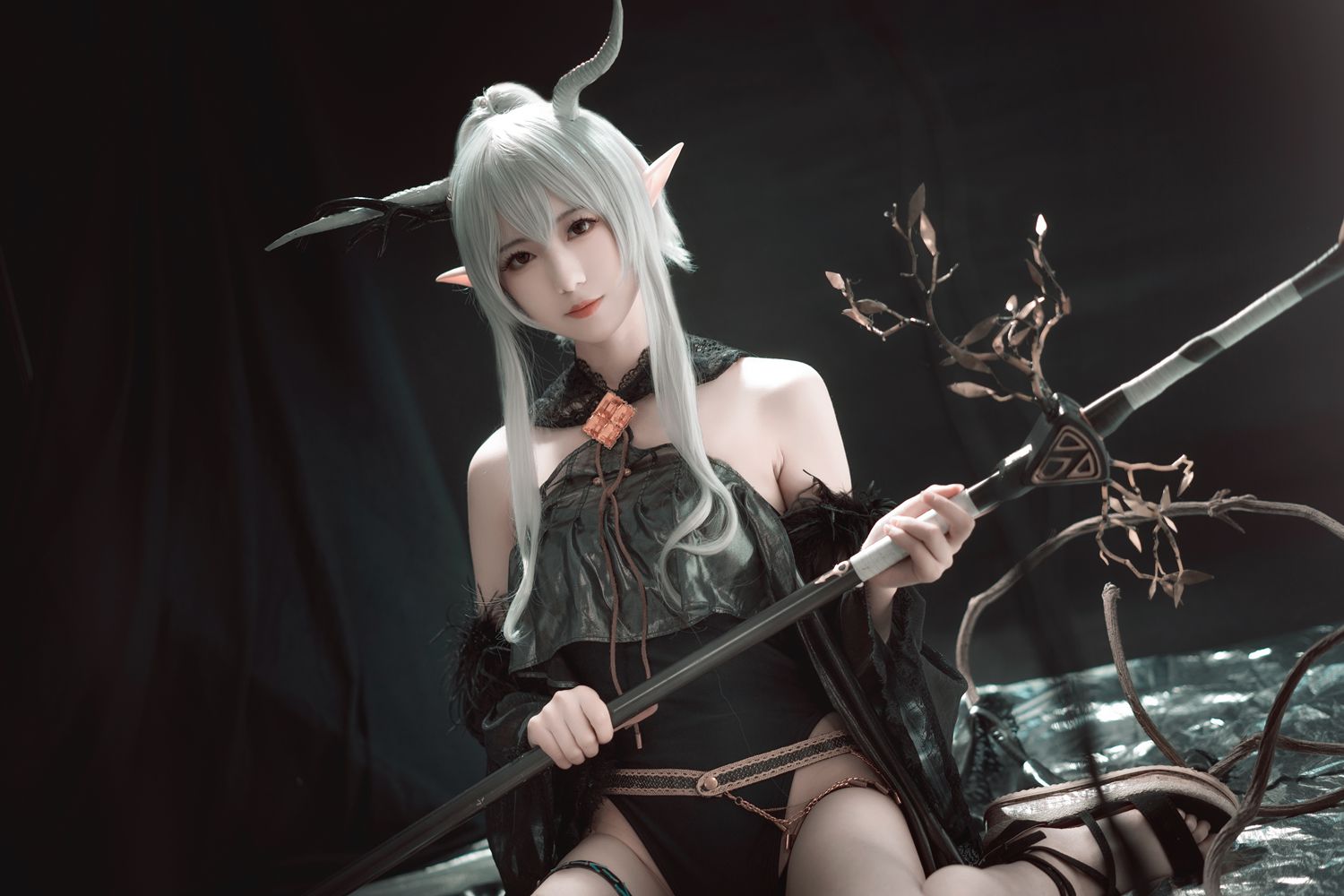 图片[16]-动漫博主@弥音音 明日方舟 闪灵 在线浏览 – 速更版-美库